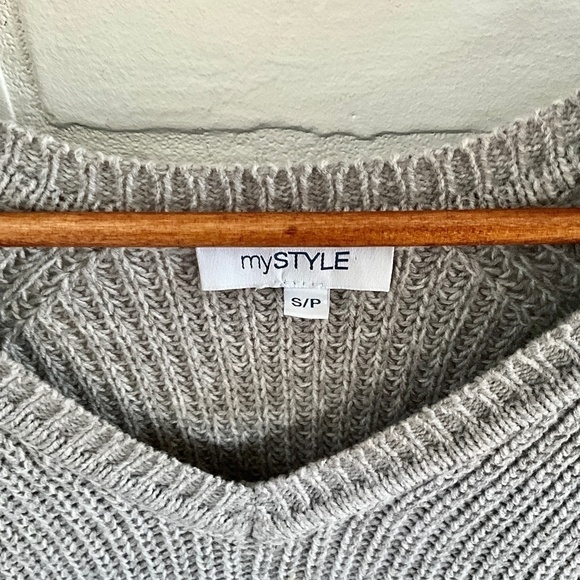 Women’s Knit Sweater Cozy Gray Longsleeve V neck Cotton blend Size S - Picture 6 of 8